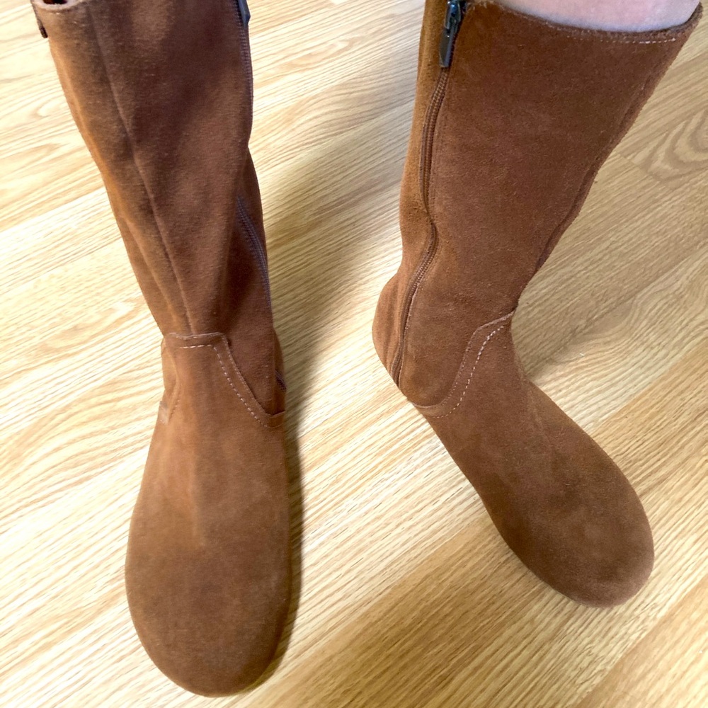 Vivobarefoot suede mid-calf boots